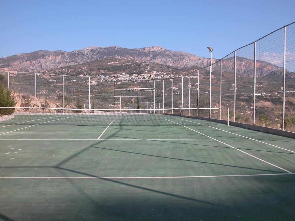 Sprawling Vlilla In Malades Villa Agios Sillas Dış mekan fotoğraf